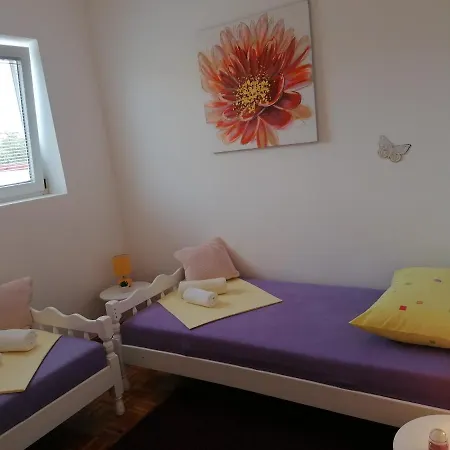 Kuca Za Odmor Ana Vakantiehuis Ražanac