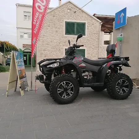 Kuca Za Odmor Ana * Ražanac