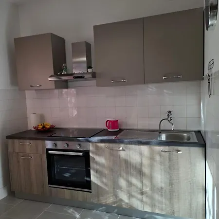 Kuca Za Odmor Ana Vakantiehuis Ražanac